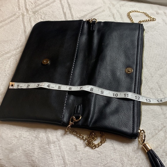 🆕NWOT Black Vegan Leather Crossbody/Clutch - Picture 12 of 13